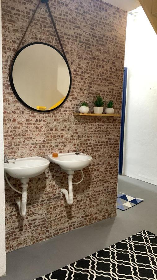 Vilarejo Hostel Pinheiros Guest House Sao Paulo Dış mekan fotoğraf
